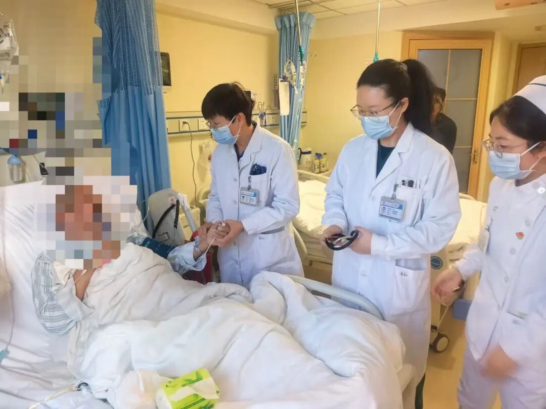 北京中醫(yī)藥大學(xué)第三附屬醫(yī)院羅斌：用中西醫(yī)智慧守護(hù)夕陽(yáng)紅