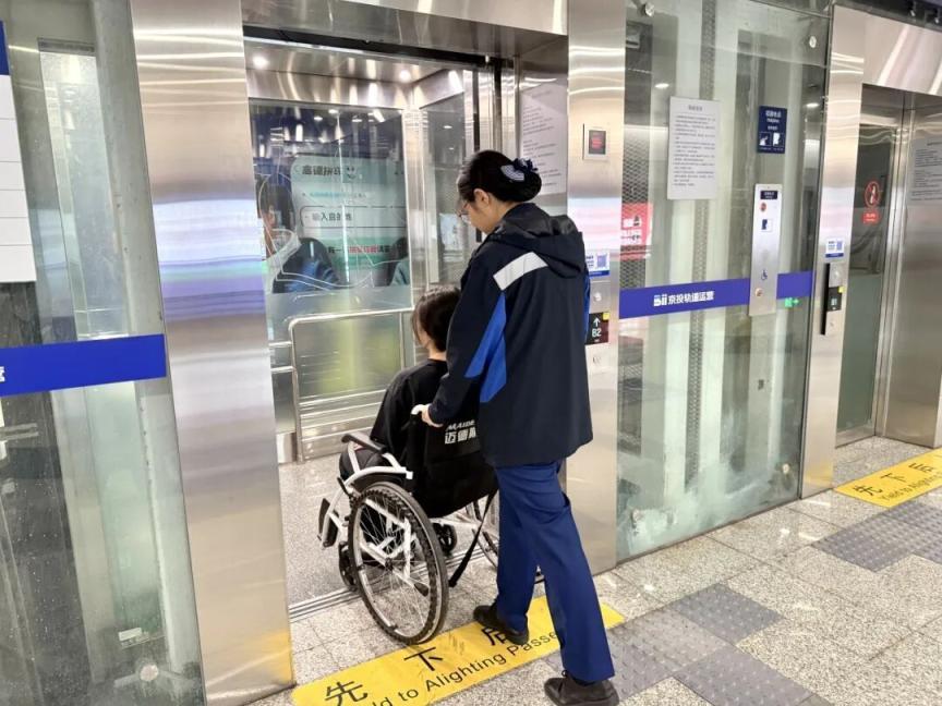 清明假期，北京地鐵大興機(jī)場(chǎng)線、19號(hào)線、燕房線加大運(yùn)力投放