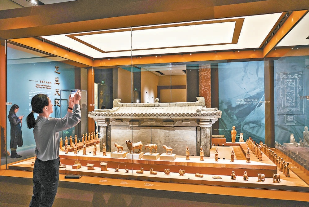 “李靜訓(xùn)和她的時(shí)代”展正在中國(guó)國(guó)家博物館對(duì)公眾展出。