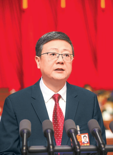 陳吉寧同志作政府工作報告