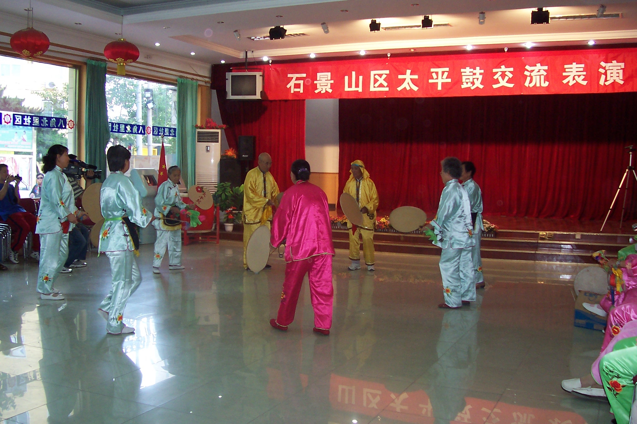 石景山區(qū)太平鼓交流表演