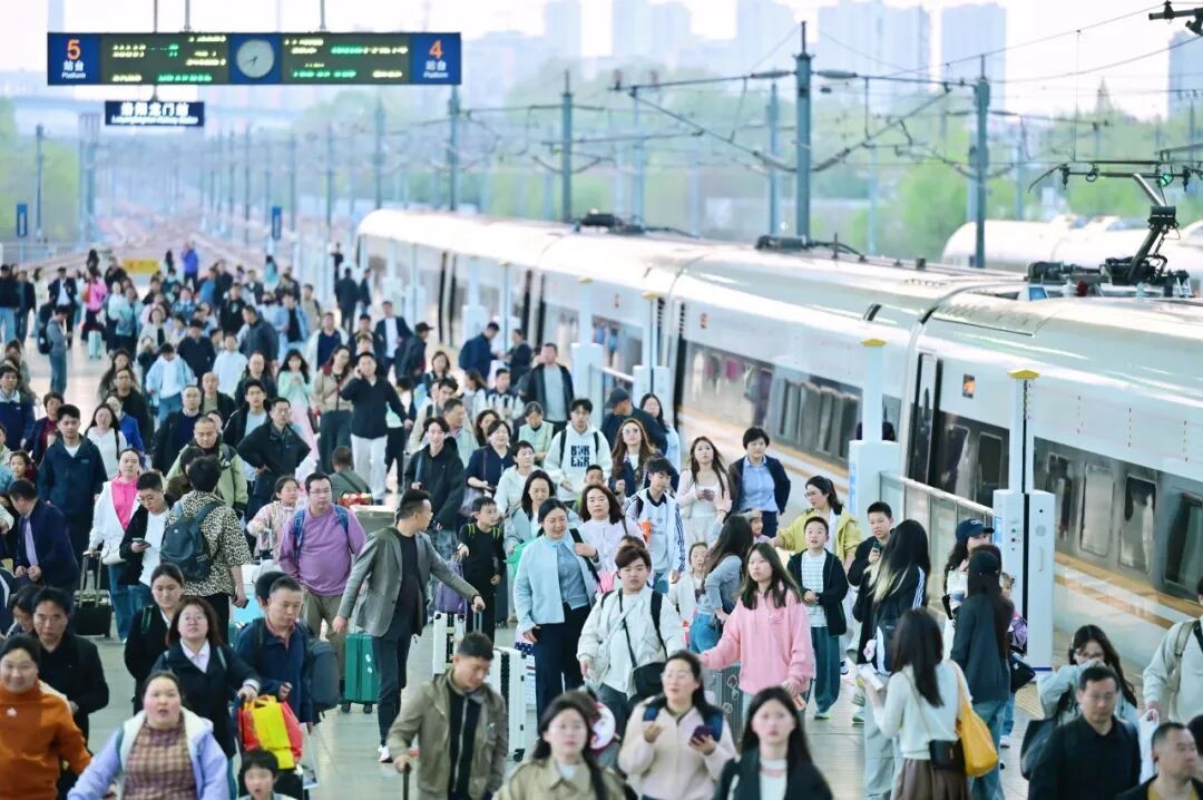 鐵路清明假期運(yùn)輸今日啟動