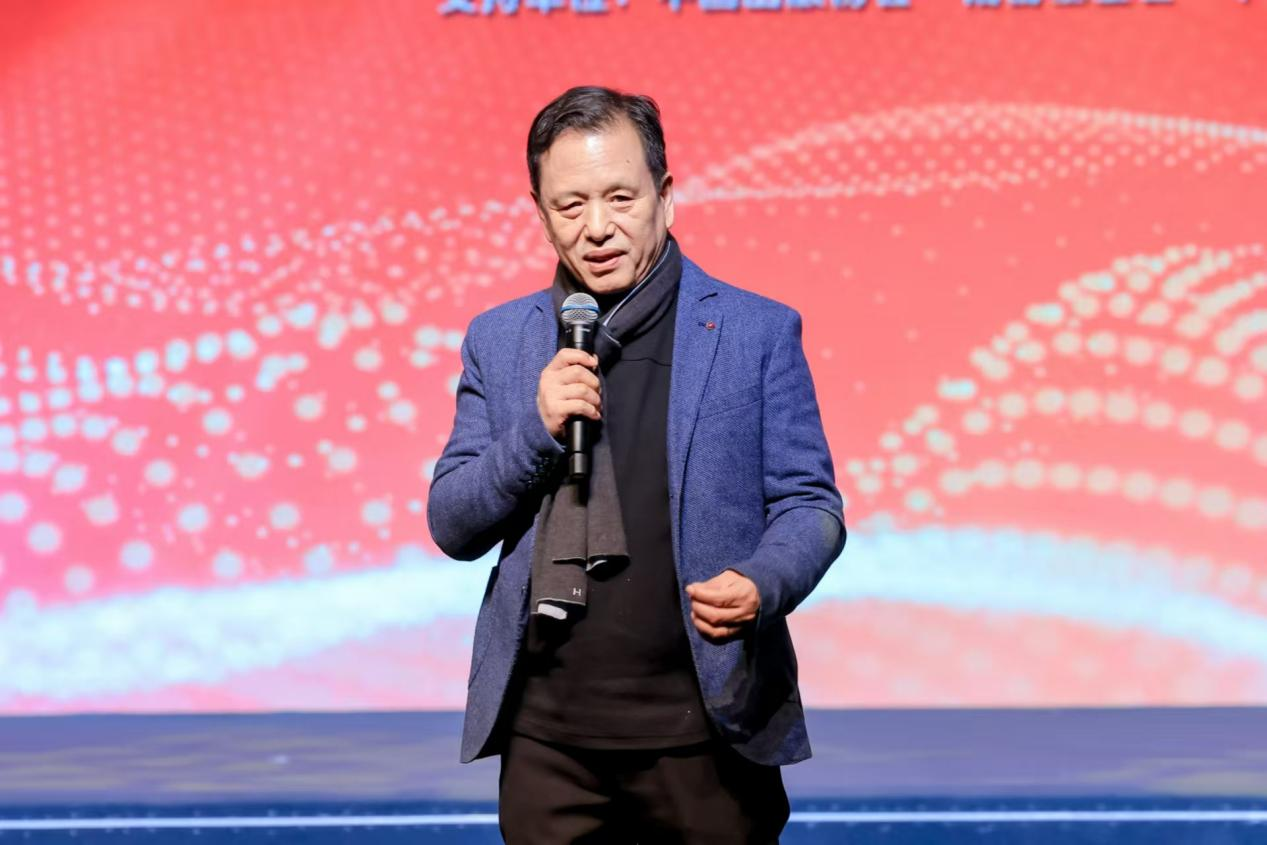 ▲中國作家協(xié)會黨組成員、副主席、書記處書記李敬澤主題演講“閱讀與創(chuàng)造”