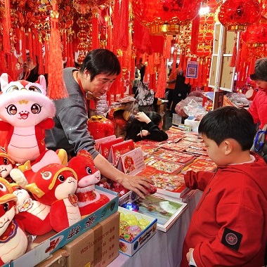 非遺展、年貨大集共繪新春盛景