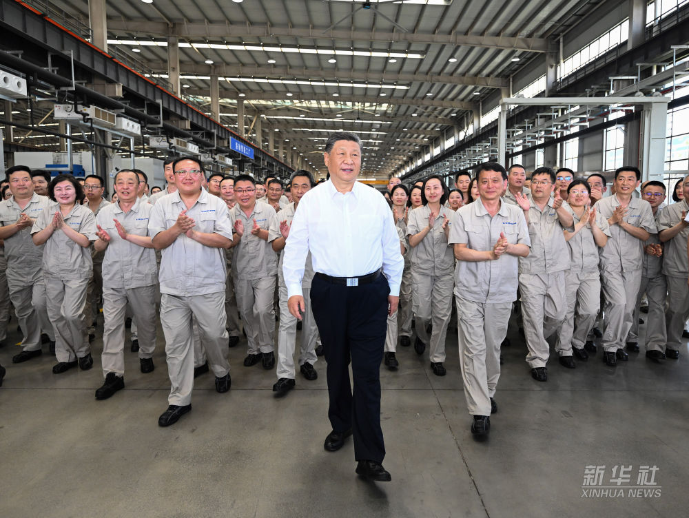 習(xí)近平在河南洛陽(yáng)市考察調(diào)研