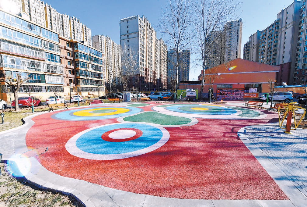 經(jīng)過改造提升，北小園小區(qū)多了個漂亮的小廣場。