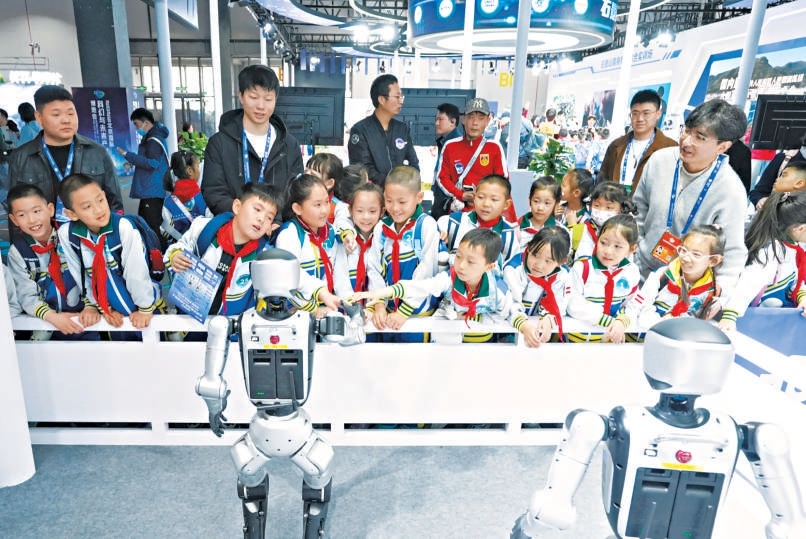 昨天，2026中國科幻大會(huì)在北京石景山首鋼園啟幕。