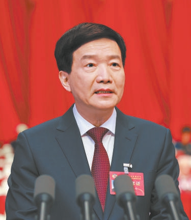 市政協(xié)主席魏小東作政協(xié)北京市第十四屆委員會(huì)常務(wù)委員會(huì)工作報(bào)告。