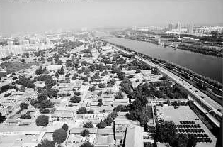 2009年，運河商務區(qū)所在地曾是上營棚戶區(qū)。