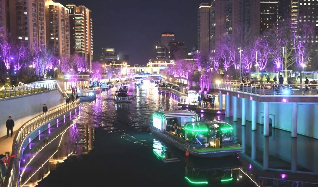 亮馬河兩岸夜景