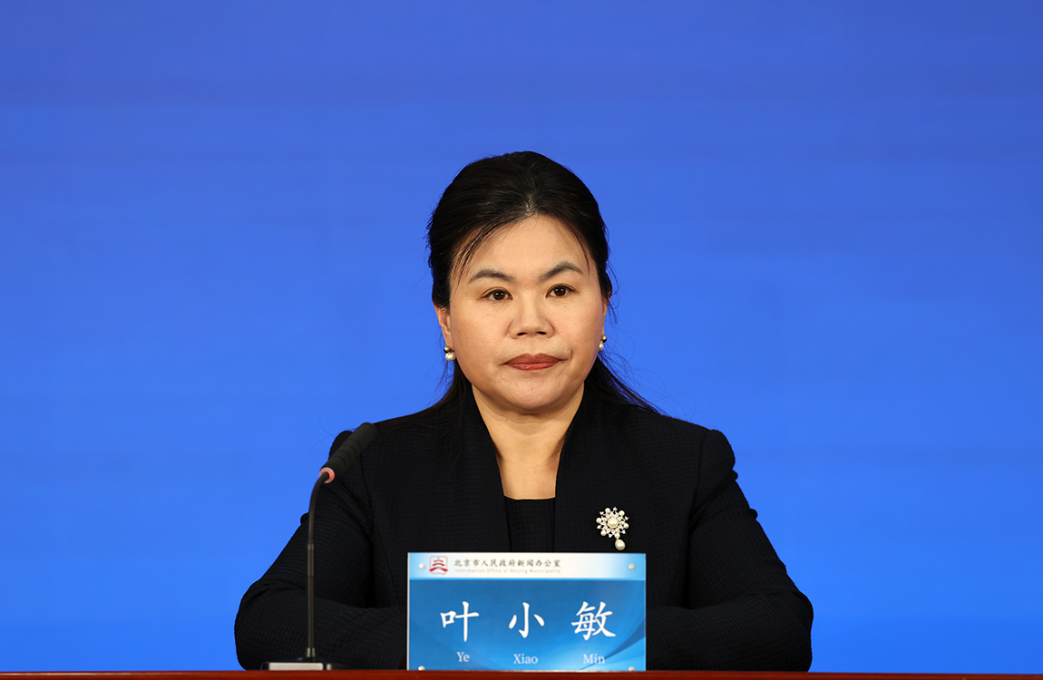 北京市在推動(dòng)普惠托育體系建設(shè)，滿足群眾入托需求，降低群眾入托負(fù)擔(dān)等方面有哪些具體舉措？