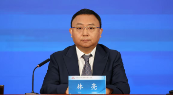 北京如何將文化和旅游資源優(yōu)勢轉(zhuǎn)化為發(fā)展優(yōu)勢，推動旅游業(yè)高質(zhì)量發(fā)展？