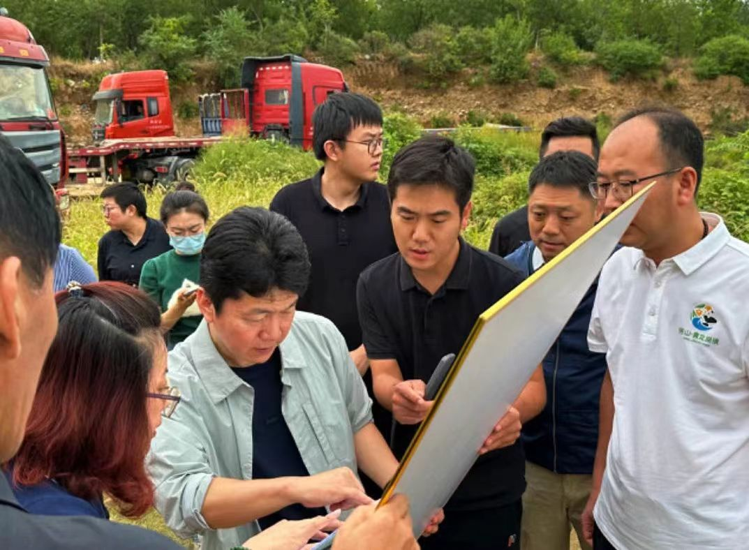 北京市規(guī)劃和自然資源委員會(huì)風(fēng)雨同心規(guī)劃重建青年突擊隊(duì)