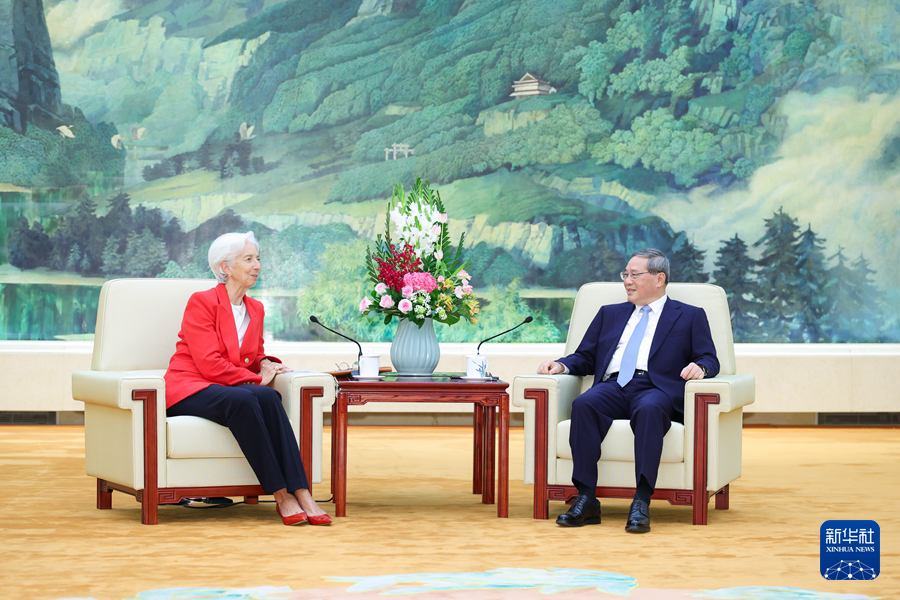 6月12日下午，國務(wù)院總理李強(qiáng)在北京人民大會堂會見歐洲中央銀行行長拉加德。