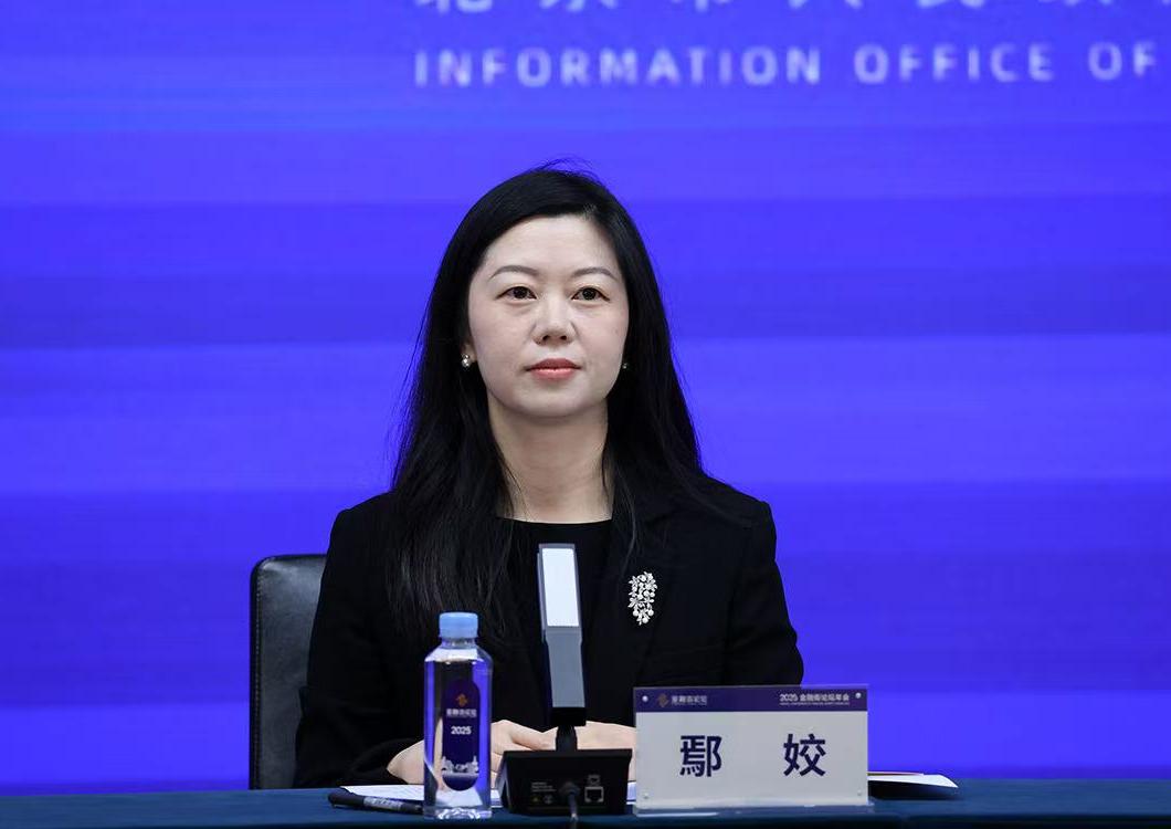 本次中歐保險(xiǎn)創(chuàng)新論壇情況及主題設(shè)置上有哪些考量？